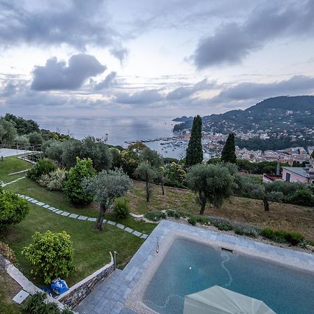 La Casa Gialla Relax In Collina Con Piscina サンタ・マルゲリータ・リグレ エクステリア 写真
