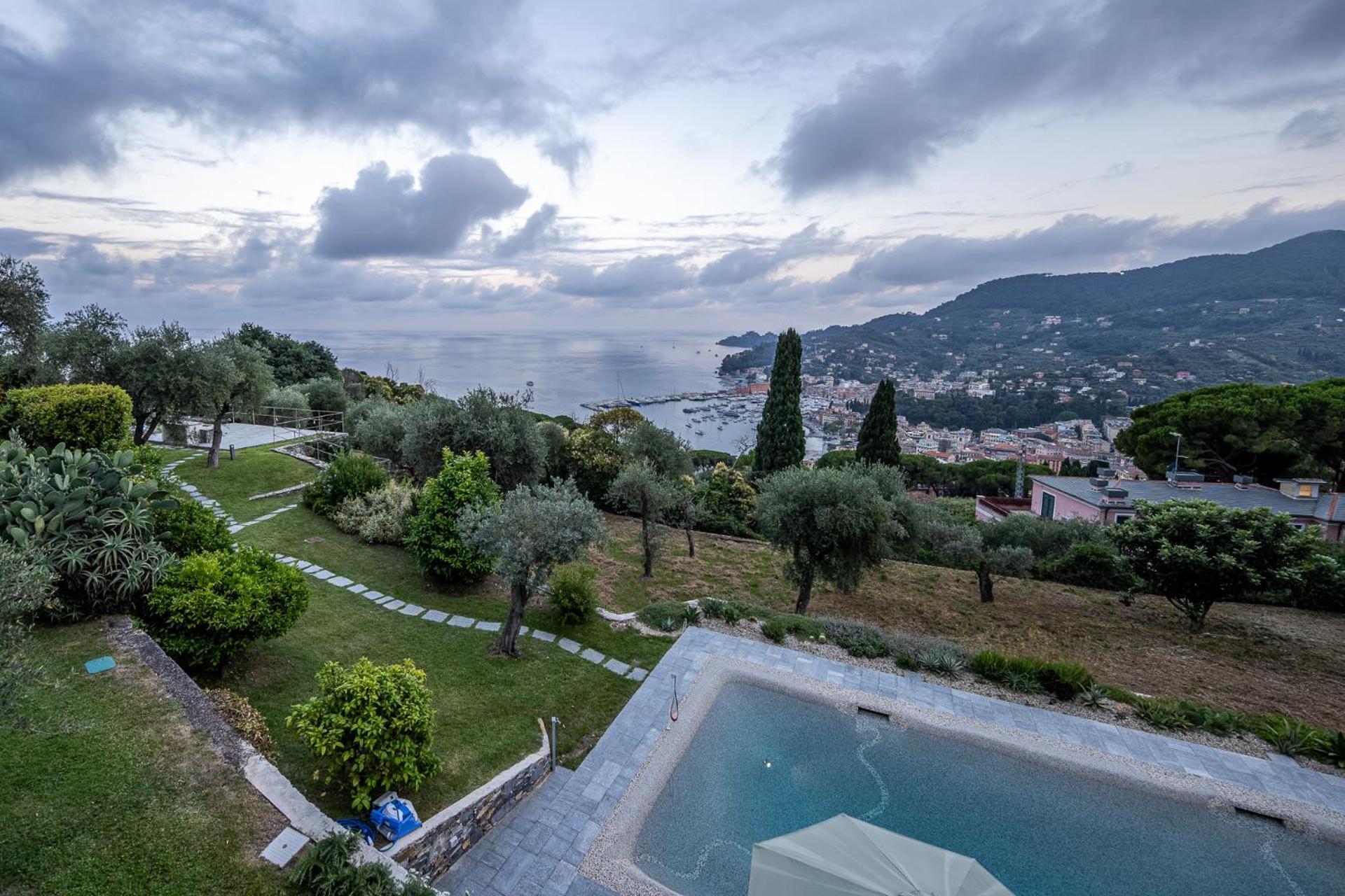 La Casa Gialla Relax In Collina Con Piscina サンタ・マルゲリータ・リグレ エクステリア 写真