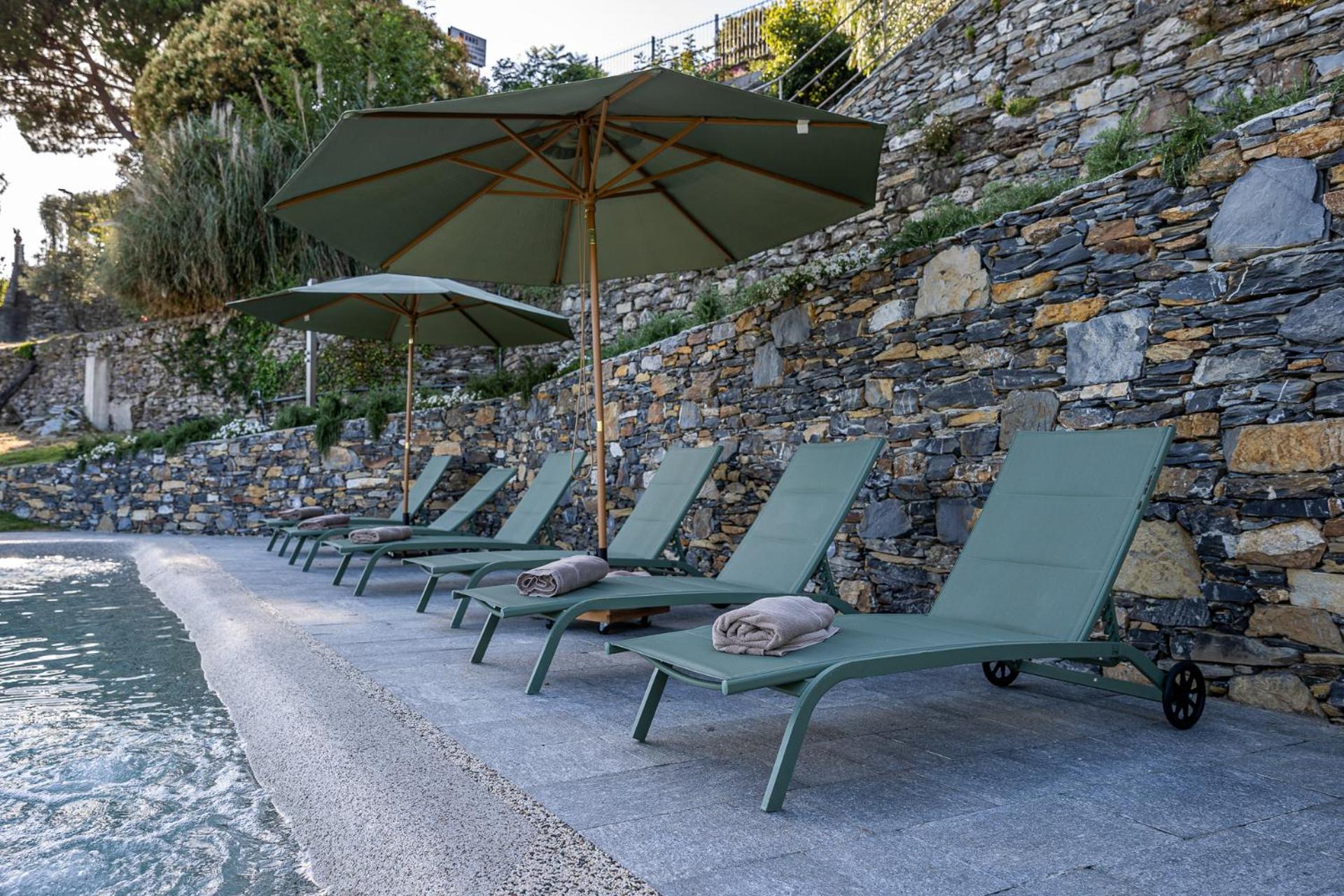 La Casa Gialla Relax In Collina Con Piscina サンタ・マルゲリータ・リグレ エクステリア 写真