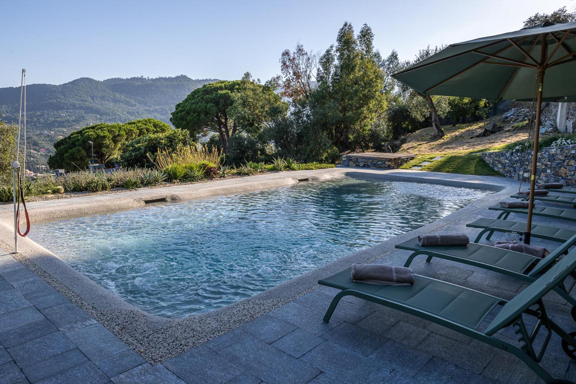 La Casa Gialla Relax In Collina Con Piscina サンタ・マルゲリータ・リグレ エクステリア 写真