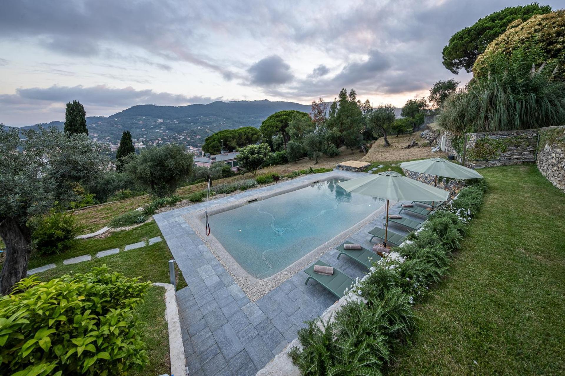 La Casa Gialla Relax In Collina Con Piscina サンタ・マルゲリータ・リグレ エクステリア 写真