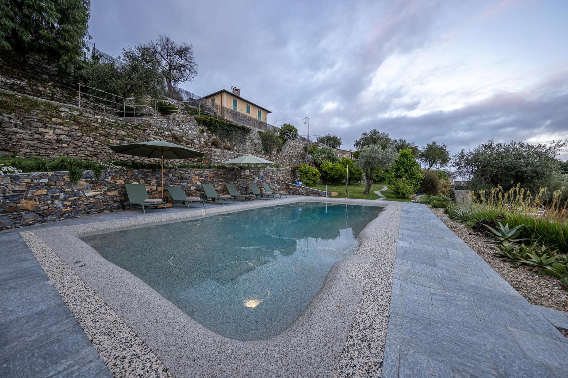 La Casa Gialla Relax In Collina Con Piscina サンタ・マルゲリータ・リグレ エクステリア 写真