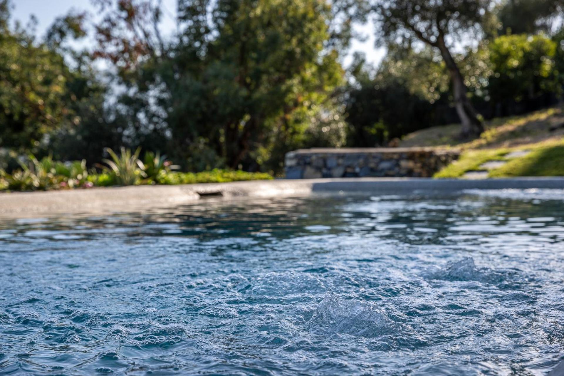 La Casa Gialla Relax In Collina Con Piscina サンタ・マルゲリータ・リグレ エクステリア 写真