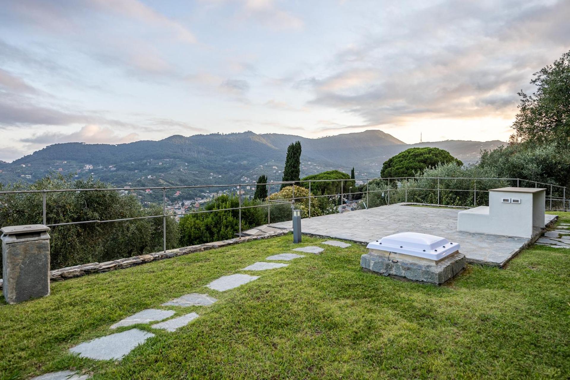 La Casa Gialla Relax In Collina Con Piscina サンタ・マルゲリータ・リグレ エクステリア 写真