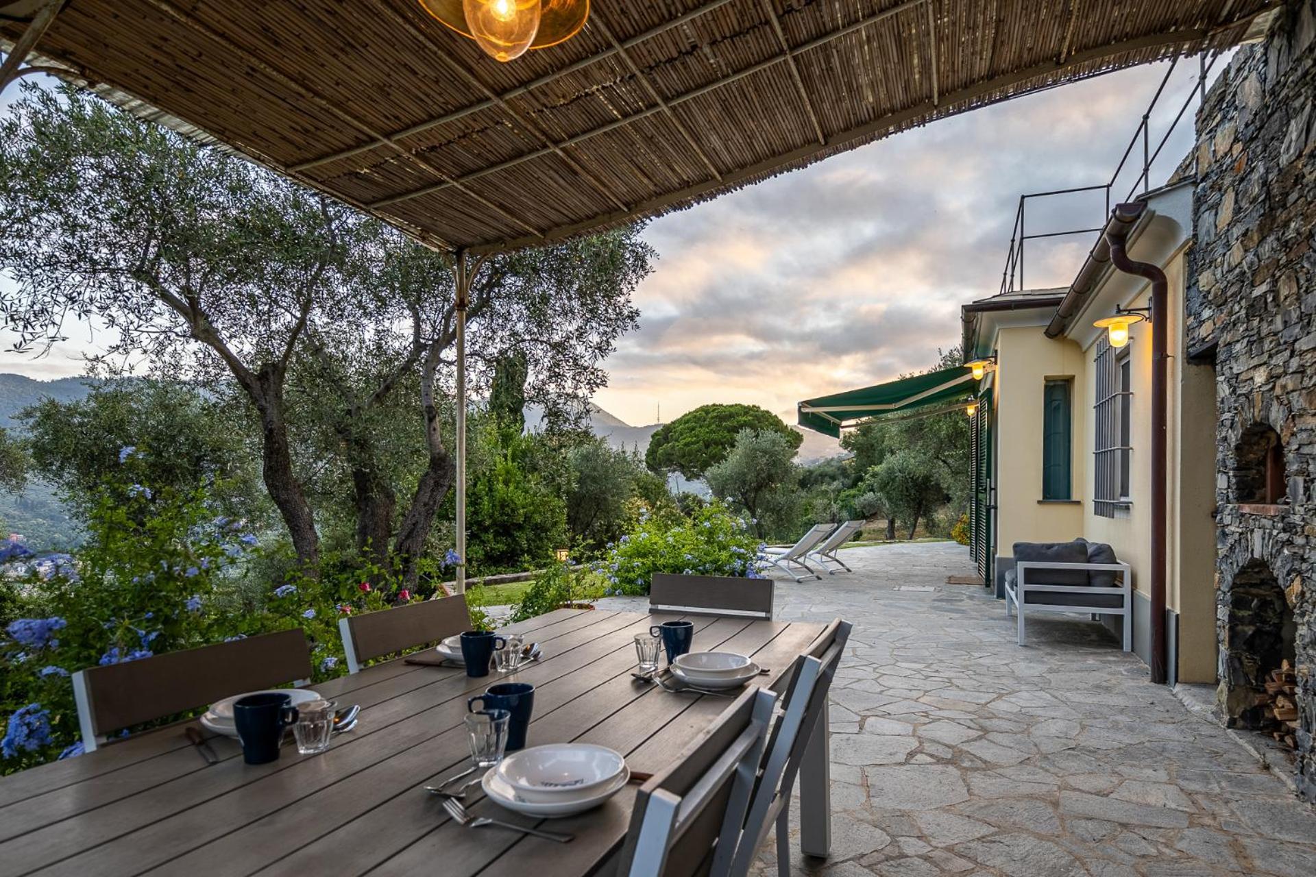 La Casa Gialla Relax In Collina Con Piscina サンタ・マルゲリータ・リグレ エクステリア 写真
