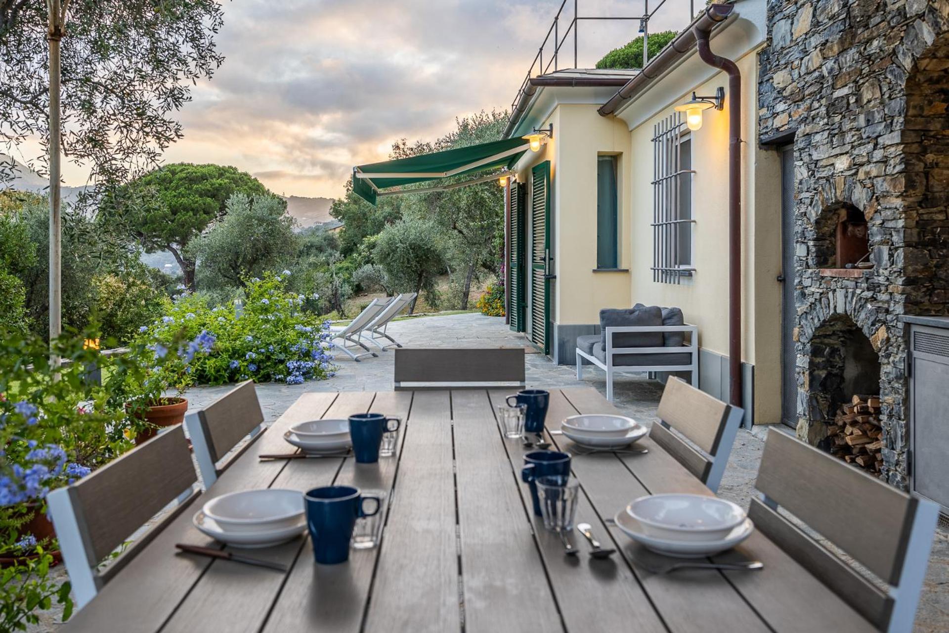 La Casa Gialla Relax In Collina Con Piscina サンタ・マルゲリータ・リグレ エクステリア 写真